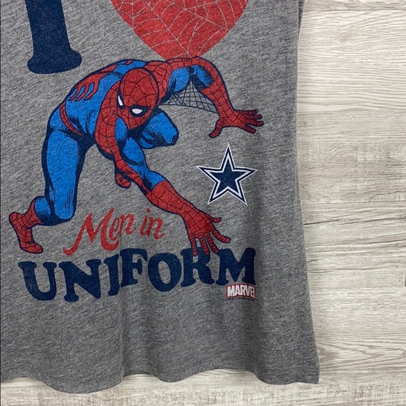Dallas Cowboys Team Apparel marvel Spiderman Tee - Picture 3 of 6